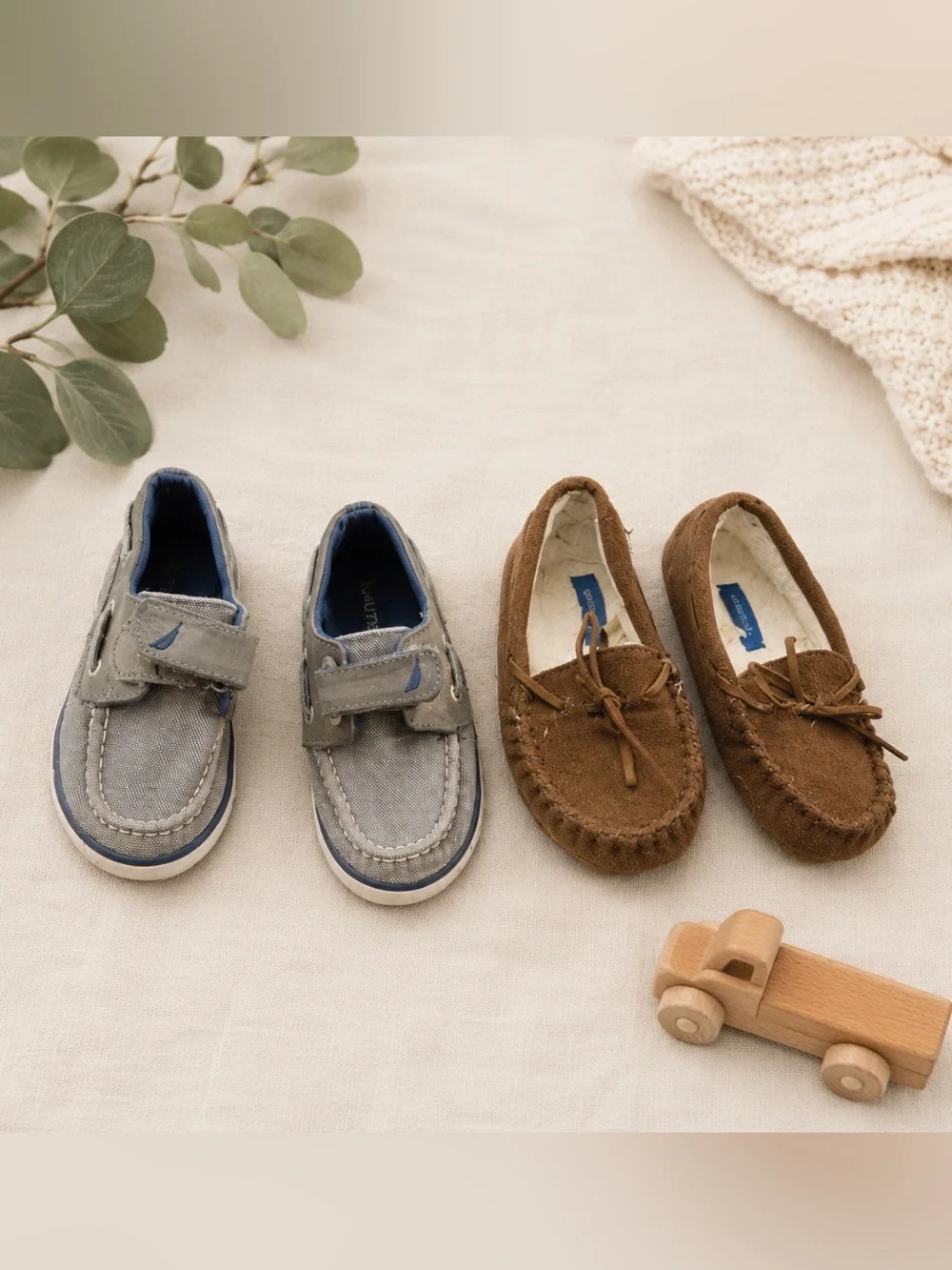 Nautica Toddler Boat Shoes Gray Blue Hook Loop Size 9 + Moccasins Lot